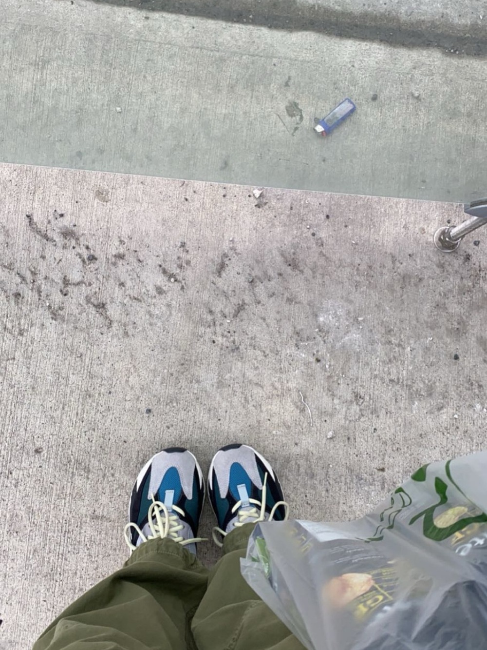 Yeezy 700 Wave Runner Size Men’s 6.5 = Women’s 7.5 - 8 - Picture 2 of 10